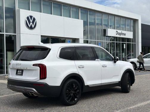Glacial White Pearl 2022 Kia Telluride SX