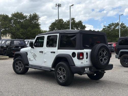 Bright White Clearcoat 2020 Jeep Wrangler Unlimited Sport