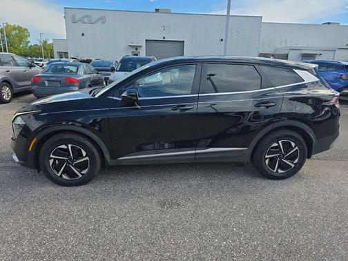 Fusion Black 2025 Kia Sportage Hybrid LX