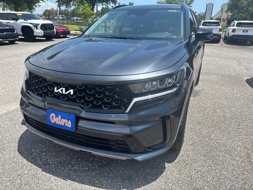 Grey 2023 Kia Sorento S