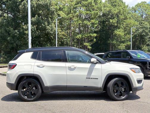 White Clearcoat 2021 Jeep Compass Latitude