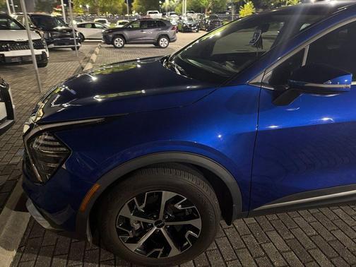Sapphire Blue 2024 Kia Sportage EX