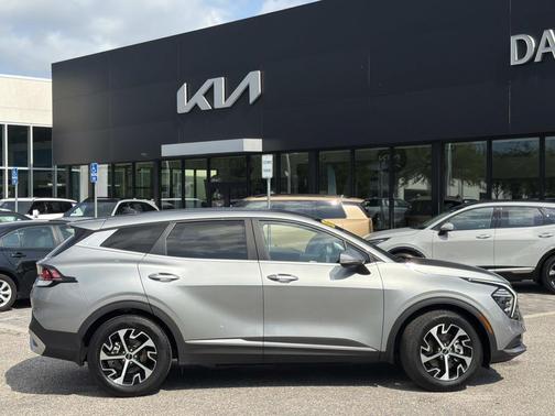 Steel Gray 2024 Kia Sportage EX