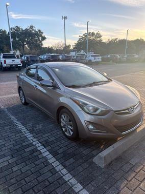 Desert Bronze 2014 Hyundai ELANTRA SE