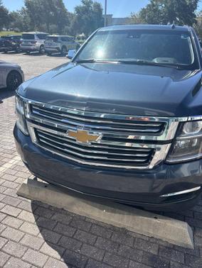 Shadow Gray Metallic 2019 Chevrolet Suburban Premier