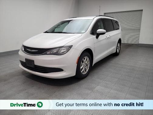 2020 Chrysler Voyager LXI