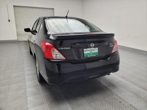 2018 Nissan Versa 1.6 SV