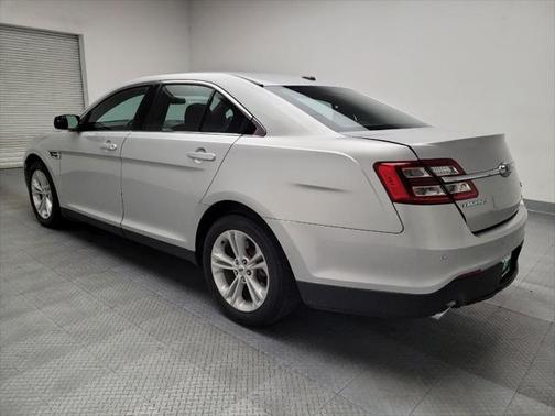 2018 Ford Taurus SEL