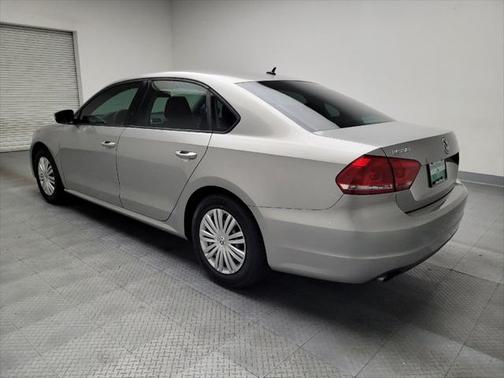 2014 Volkswagen Passat 1.8T S
