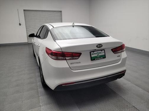 2016 Kia Optima LX Turbo