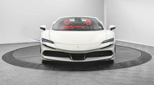 2022 Ferrari SF90 Spider