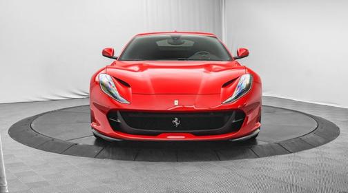 2019 Ferrari 812 Superfast Red