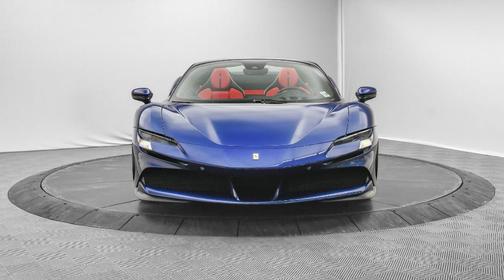 2023 Ferrari SF90 Spider