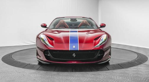 2021 Ferrari 812 GTS