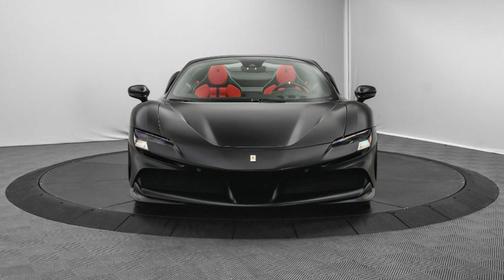 2024 Ferrari SF90 Spider