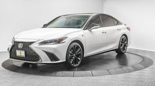 2023 Lexus ES 300h Base
