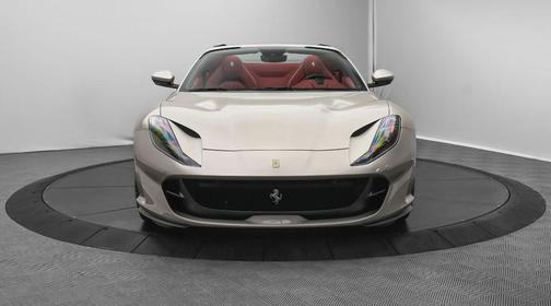 2023 Ferrari 812 GTS