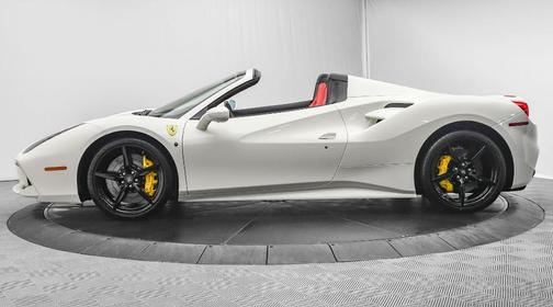2016 Ferrari 488 Spider
