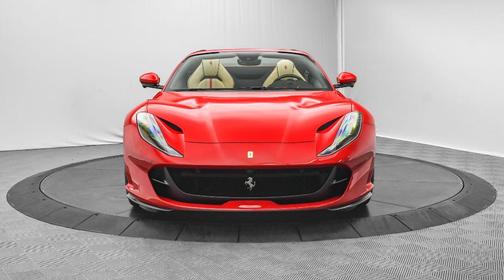 2022 Ferrari 812 GTS
