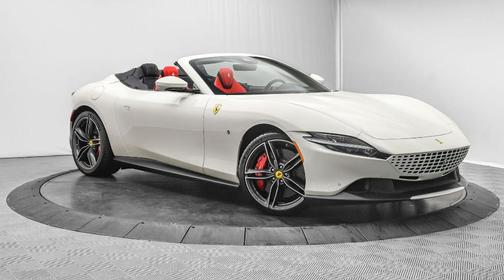 2025 Ferrari Roma Spider