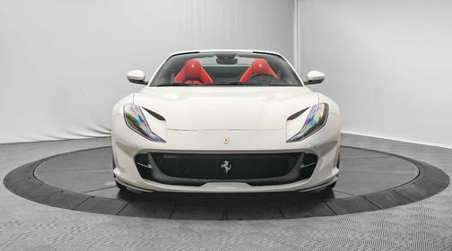 2022 Ferrari 812 GTS