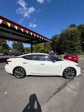 Pearl White 2016 Nissan Maxima 3.5 SR