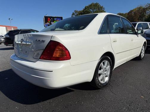 2001 Toyota Avalon XL