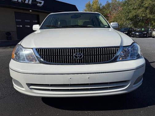 2001 Toyota Avalon XL