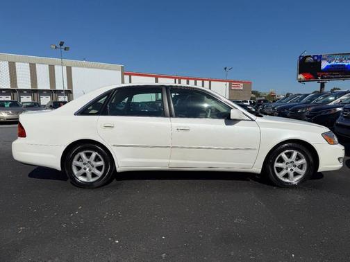 2001 Toyota Avalon XL