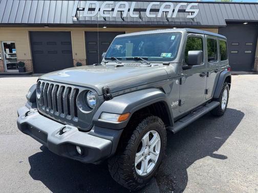 Gray 2019 Jeep Wrangler Unlimited Sport