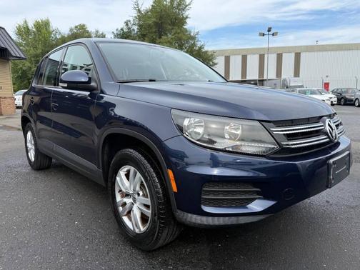 2012 Volkswagen Tiguan SE
