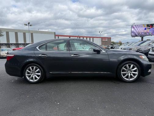 2007 Lexus LS 460 Base