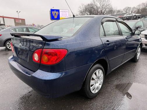 2004 Toyota Corolla CE