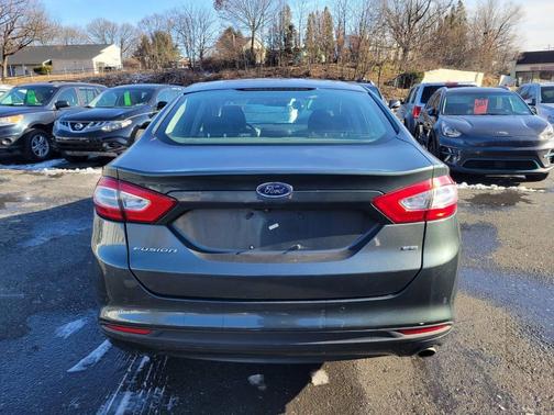 2015 Ford Fusion SE