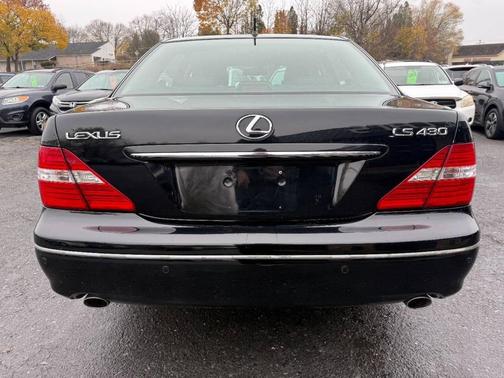 2005 Lexus LS 430 Base