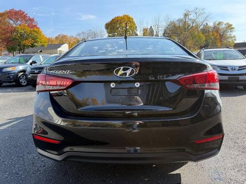 2019 Hyundai Accent SE 4dr Sedan 6A