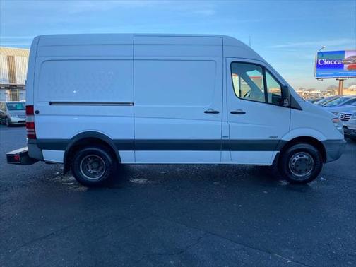 2012 Mercedes-Benz Sprinter 3500 3dr 144 in. WB DRW Cargo Van