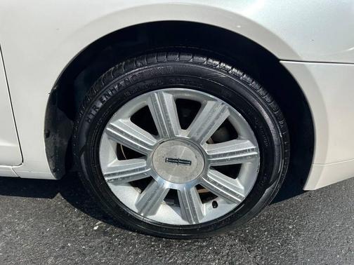 2009 Lincoln MKZ Base