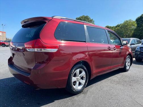 2012 Toyota Sienna LE