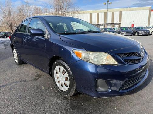 2011 Toyota Corolla LE