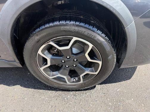 Gray 2014 Subaru XV Crosstrek 2.0i Premium