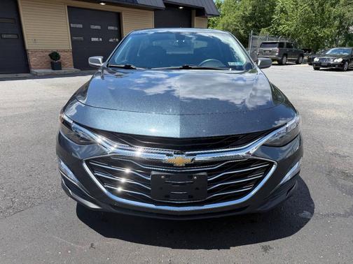 Blue 2019 Chevrolet Malibu 1LS