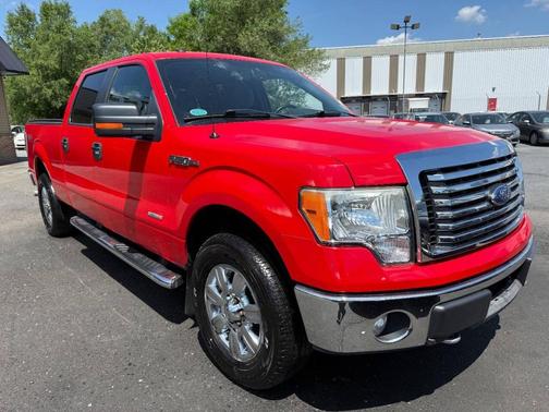 Red 2011 Ford F-150 XLT