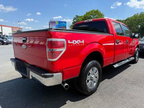Red 2011 Ford F-150 XLT