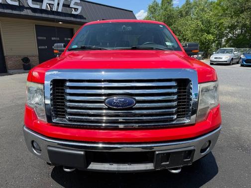 Red 2011 Ford F-150 XLT