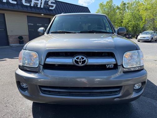Phantom Gray Pearl 2005 Toyota Sequoia SR5
