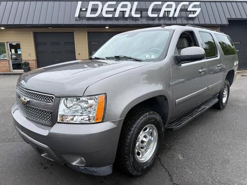 Gray 2007 Chevrolet Suburban 2500 LT