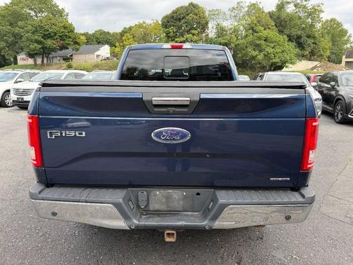 Blue 2015 Ford F-150 XLT