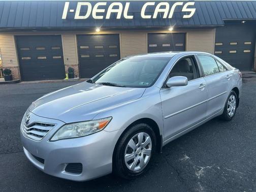 2010 Toyota Camry LE