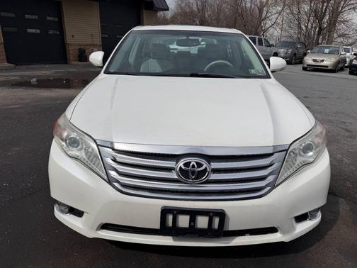 2012 Toyota Avalon Base